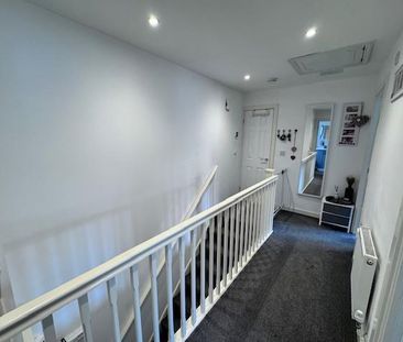 2 bedroom semi-detached house to rent - Photo 4