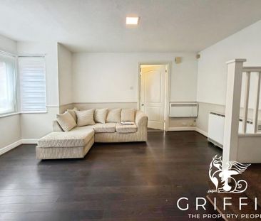 Camden Road, Chafford Hundred, Grays, RM16 - Photo 2