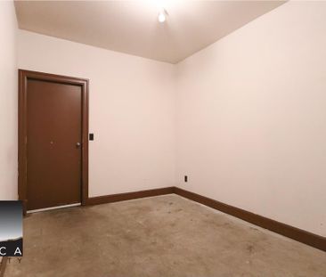 2325 St. Johns Street, Port Moody (1 bed + den, 1 bath) - Photo 2