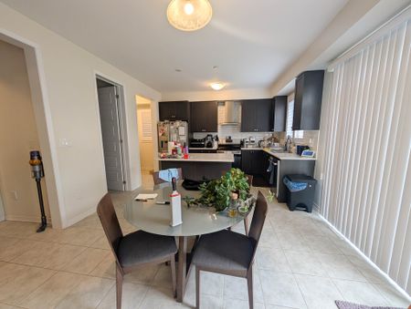 Gorgeous 4 Bedroom Fully Detached Home in Haldimand! - Photo 2