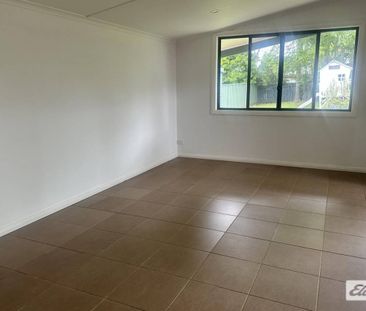 FOUR BEDROOMS - CLOSE TO TAREE WEST SCHOOL - Photo 4