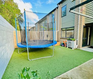 8 Pangu Way, Mangere - Photo 4