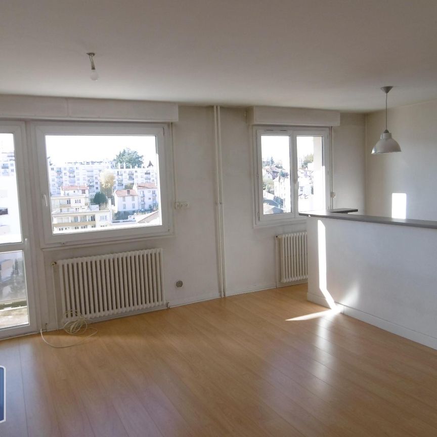 Location Appartement 3 pièces 56m² ST ETIENNE 42100 - Photo 1