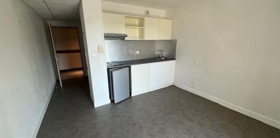 Location Appartement 1 pièce 20m² BEZIERS 34500 - Photo 2