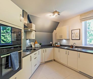 1 bedroom retirement property to rent - Photo 4