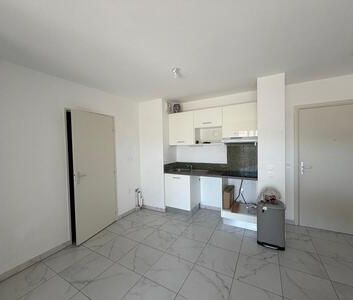 Location Appartement 2 pièces 38m² ARLES 13200 - Photo 1