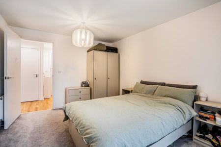 1 bedroom flat to rent - Photo 5