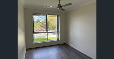 2 Bedroom Duplex - Photo 2