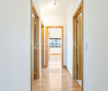 3 bedroom luxury Apartment for rent in Cascais, Lisbon - Photo 1