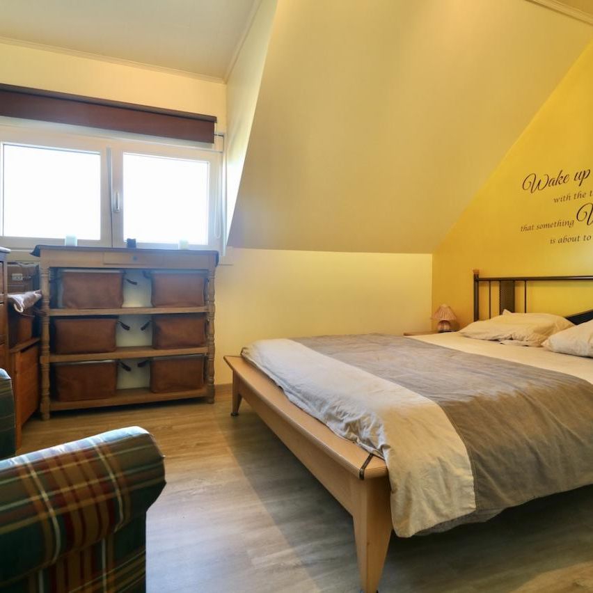 Energiezuinige bel-étage met 2 slpk, tuin, terras en garage voor 825 EUR/mnd - Photo 1