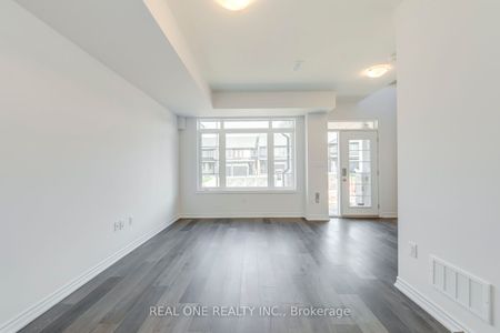 Townhouse For Lease | X8143766 - Photo 3