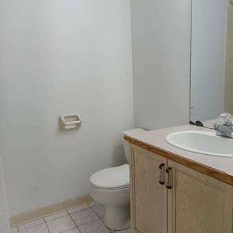 $1600 One bedroom in half basement in Vancouver - Photo 4