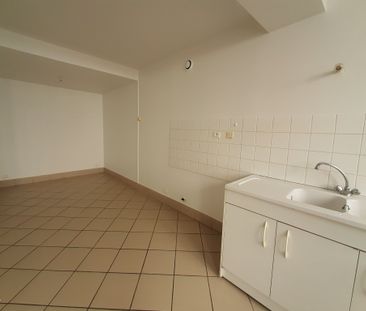 T1 centre-ville 1er étage - Photo 2