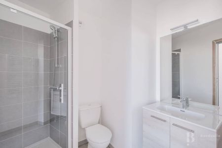 Rental Apartment Bordeaux Saint-Jean - Photo 5