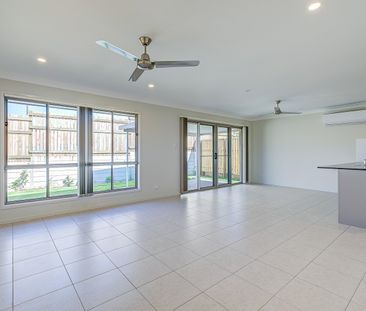 18 Angus Court, Park Ridge QLD 4125 - House For Rent | Domain - Photo 2