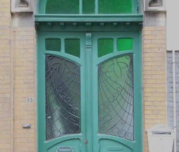 CHARMANT ART NOUVEAU APP MET TERRAS - Foto 5