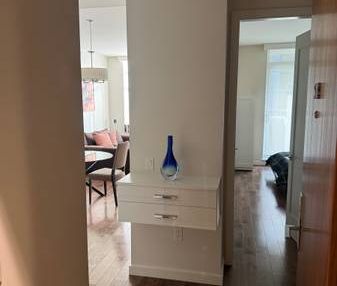 Olympic Village, 1 bedroom, Furnished - Photo 4