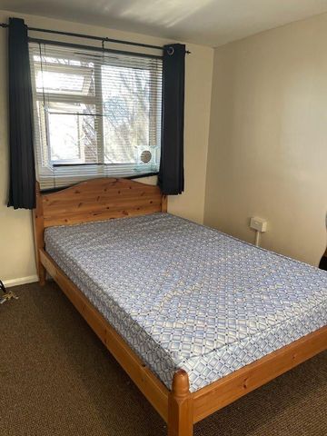 1 bedroom semi-detached house to rent - Photo 3