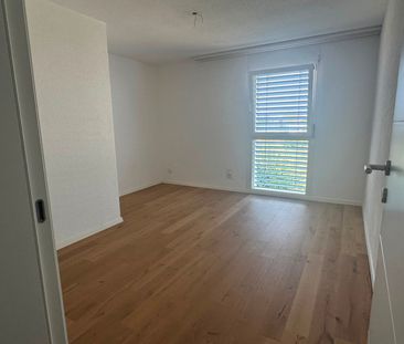 Moderne 4.5-Zimmerwohnung mit Bastelraum und grossem Balkon - Foto 5