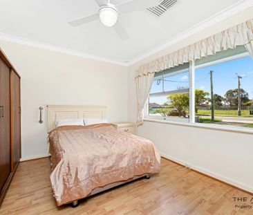 Convenience Unite in Prime Location - Photo 6