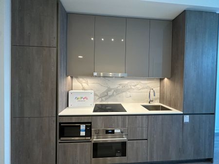 For Lease - 8 Interchange Way Unit# 606, Vaughan, Ontario - Photo 5