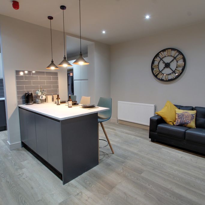 1 bed house share to rent in Paget Road, Leicester, LE3 - Photo 1