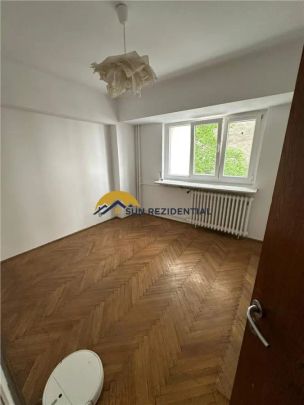 Calea Victoriei- Radisson Apartament 4 camere Spatios-Luminos - Photo 1