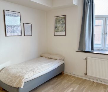 Kungsklippan, Stockholm - Photo 2