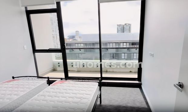 2 beds 2 bath - Photo 1