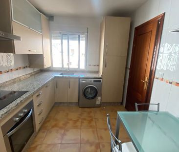 Piso de alquiler en Calle Tejares, Parque Victoria Eugenia - Photo 4