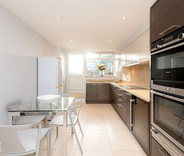 4 Bedroom House - Photo 1