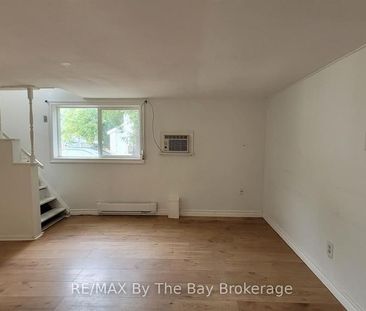 For Lease - 23 Glen Street, Wasaga Beach, Ontario - Photo 6