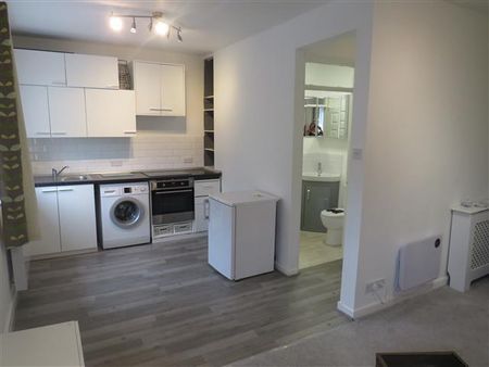 Percy Road, Bournemouth - Photo 5