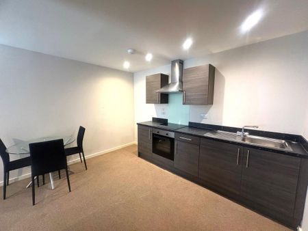 2 bedroom ground floor flat to rent - Photo 5