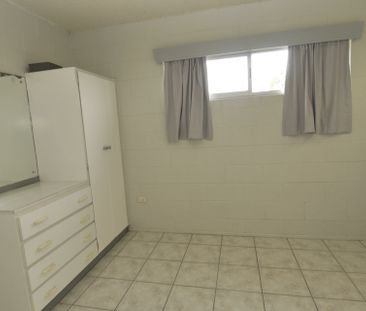1/135 Mitchell Street, North Ward - Photo 1