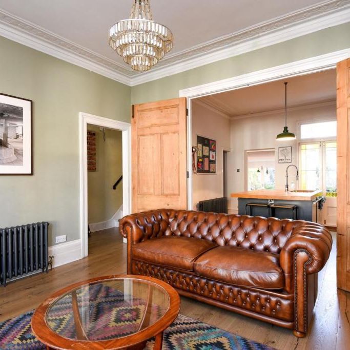 4 Bed Terraced House, Dalberg Road, SW2 - Photo 1
