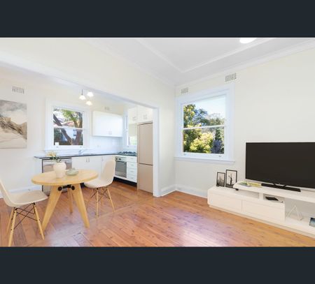 2/144 Ernest Street, Crows Nest, NSW 2065 - Photo 3