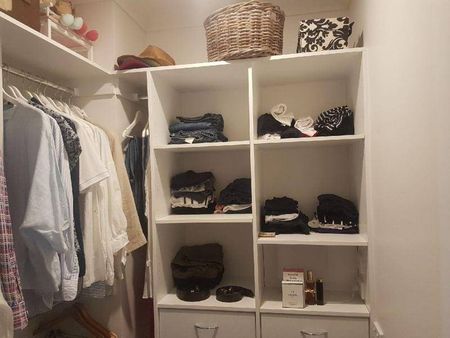 As New Pet Friendly 3 Bedroom Apartment - Photo 3