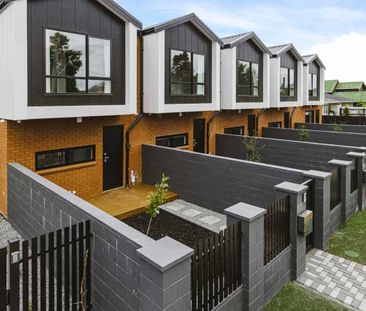 Mangere two house - long term rental - Photo 4