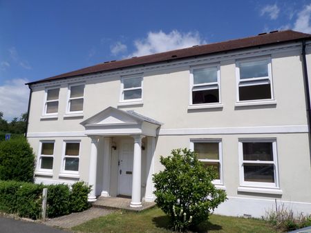 2 bedroom apartment to rent Meadow Lane, Hamble, Southampton, SO31 - Photo 5