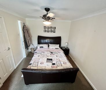 Sycamore Close, March - Photo 3