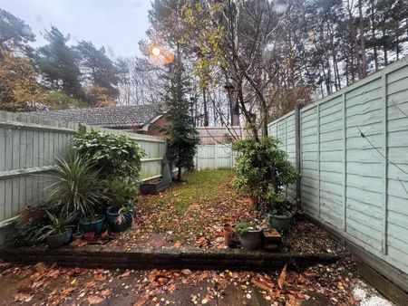 3 bedroom detached house to rent - Photo 5