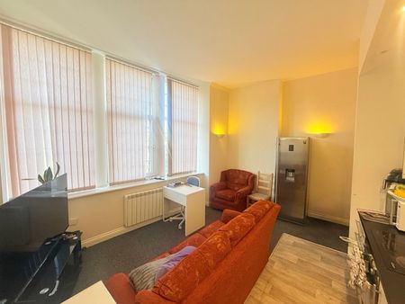 Sherborne Road, Yeovil, Somerset - Photo 4