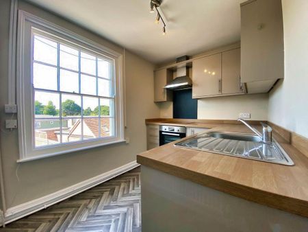 2 bedroom flat to rent - Photo 5