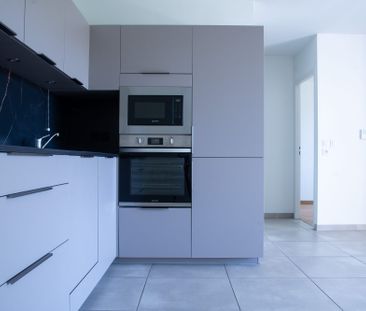 Location Appartement 3 pièces 66m² MEYLAN 38240 - Photo 2