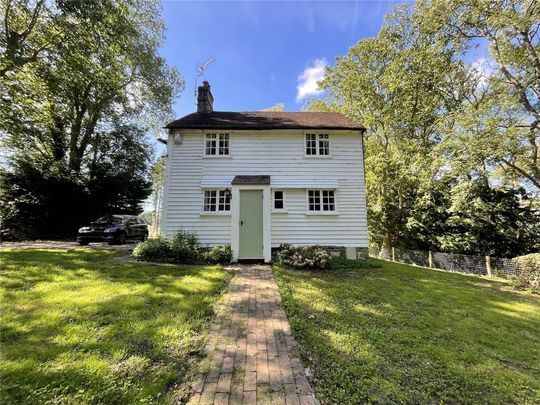 3 bedroom detached house to rent - Photo 1