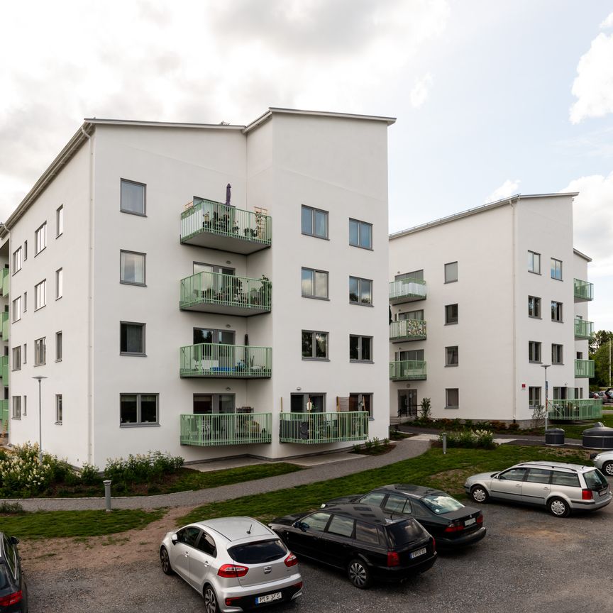 Grisslehamnsvägen 8 E - Foto 1