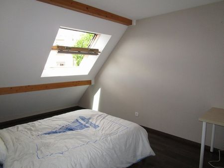 Location Appartement 3 pièces 71m² DIJON 21000 - Photo 3