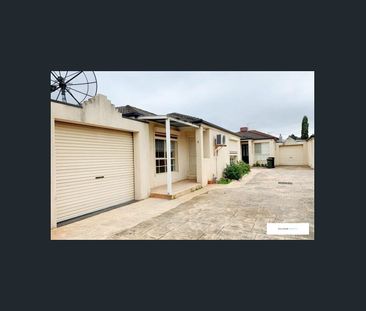 2/8 Hood Crescent, Fawkner, Vic 3060 - Photo 1