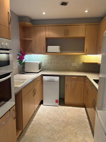 1 Bed Flat, Bryant Court, W3 - Photo 5